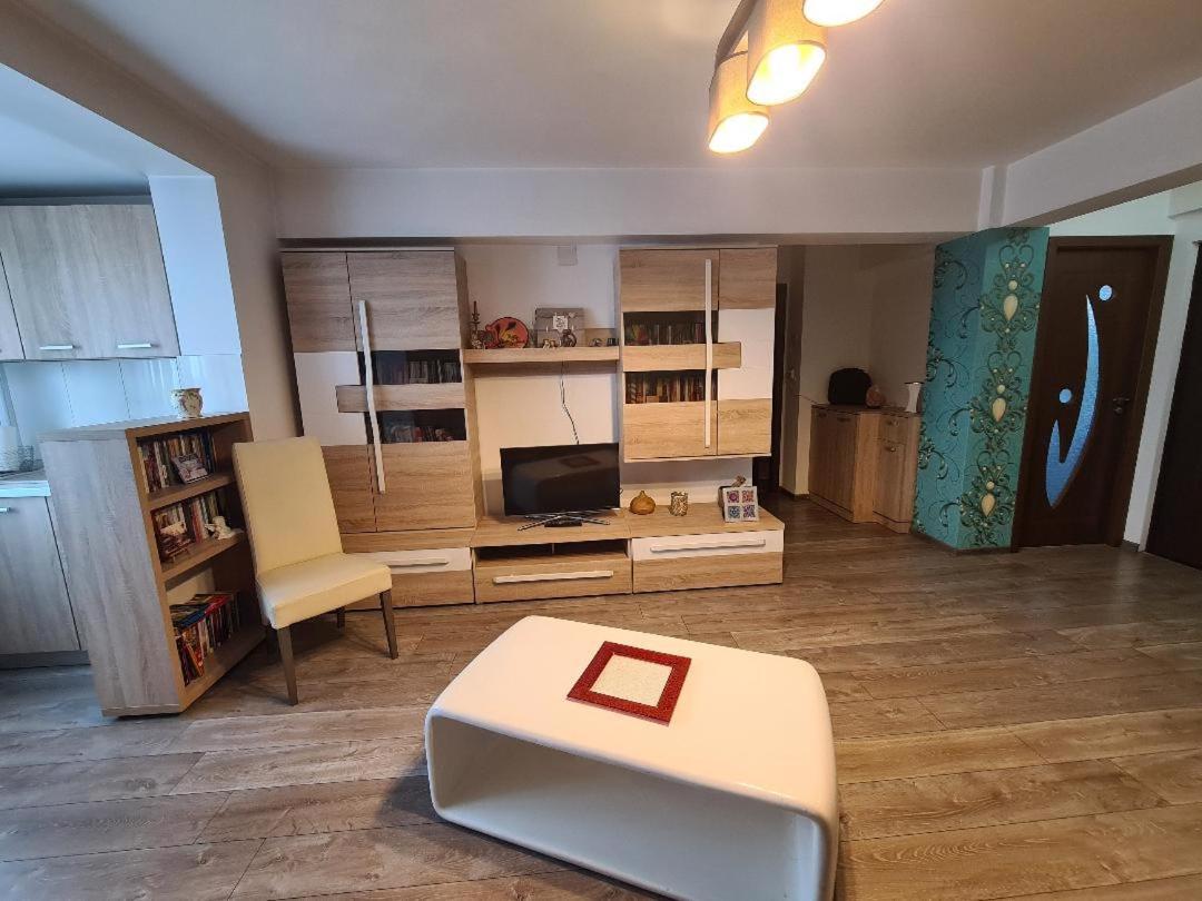 Apartamento Central Cosy Apart Oradea Exterior foto